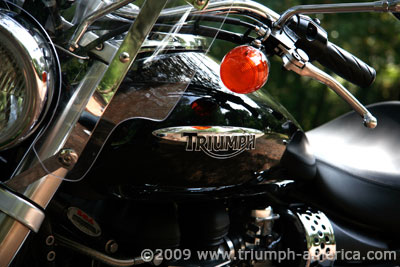 Le site francophone qui vous dit tout sur la moto Triumph America sans se prendre la tte